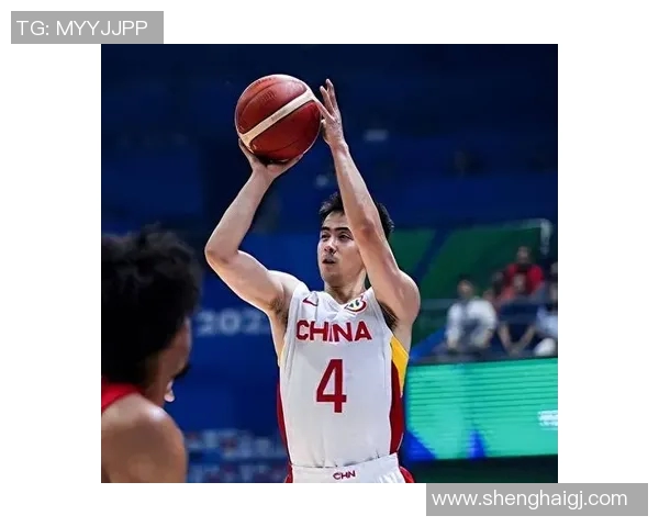 武汉篮球队在联合会杯积分榜上以62分稳居第一名展现强劲实力