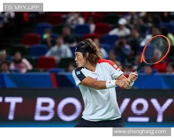 赛后分析：上海网球队与重庆网球队的战术对决与关键时刻解析